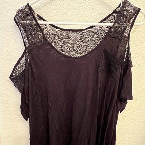 Xhilaration Women's Tshirt